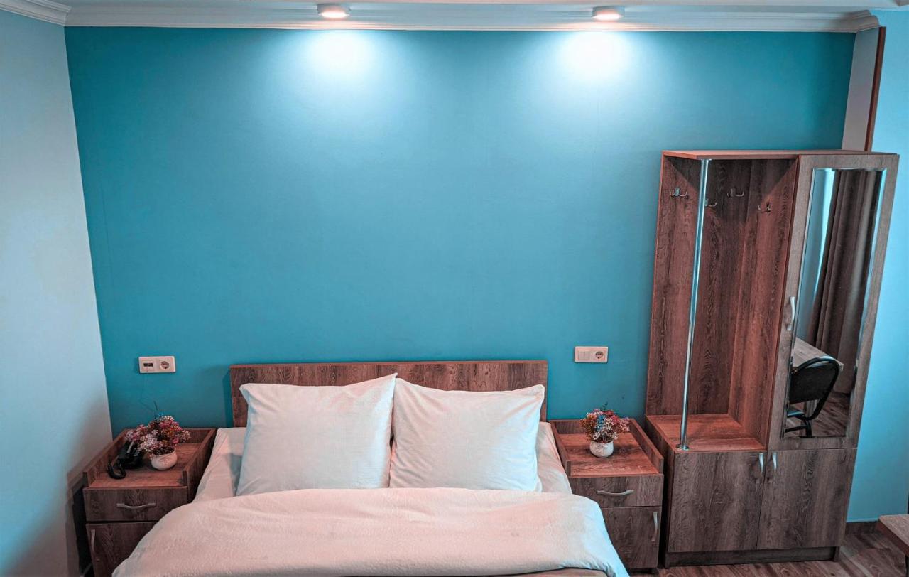 Tbilisi Airport Hotel - ATU Esterno foto
