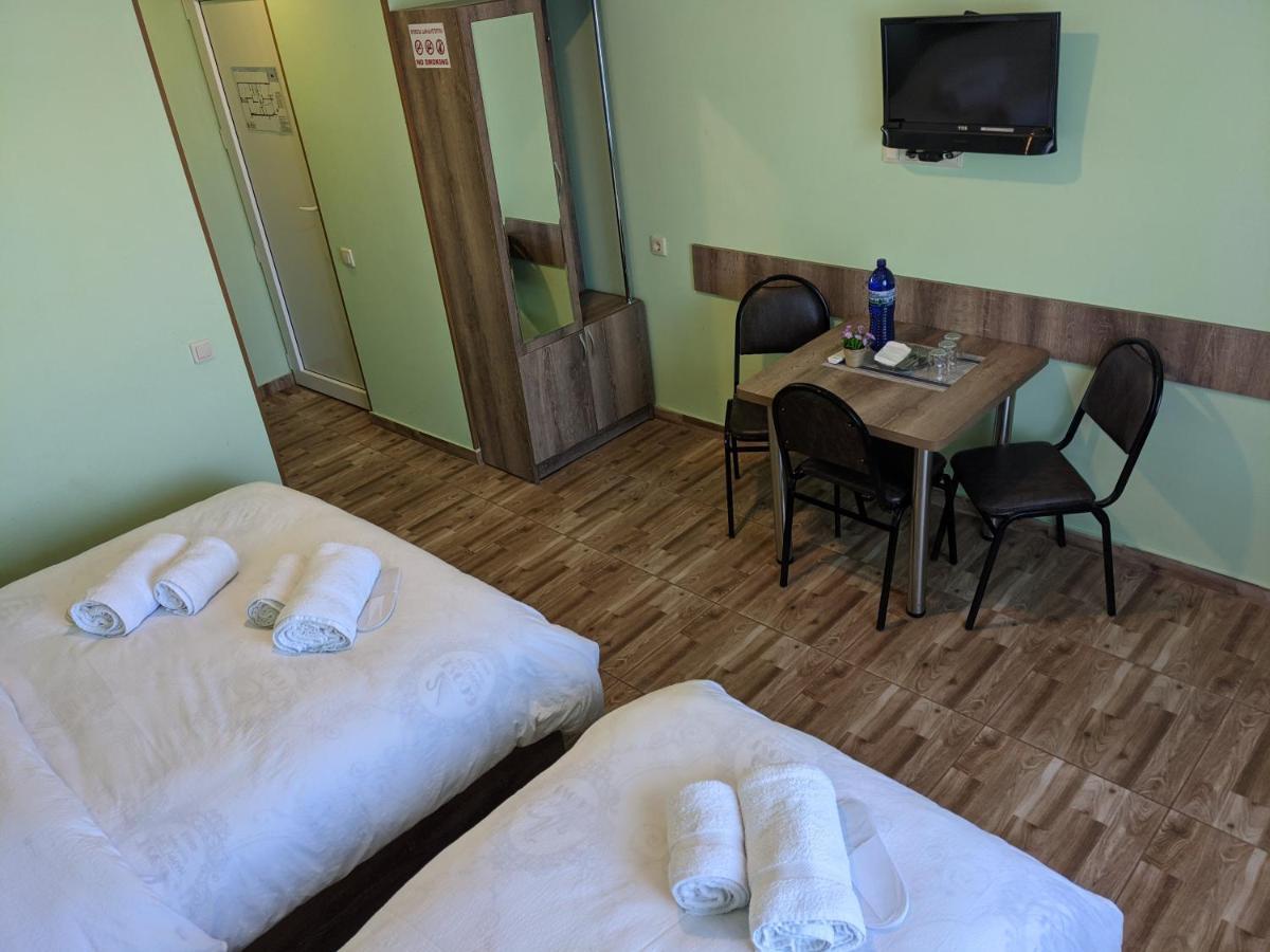 Tbilisi Airport Hotel - ATU Esterno foto